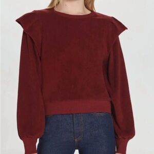 Goldie Ruffle Shoulder Sweatshirt in Pomegranate Size M